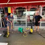 Schoonmaak terras!
