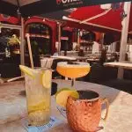 Cocktails op het terras!